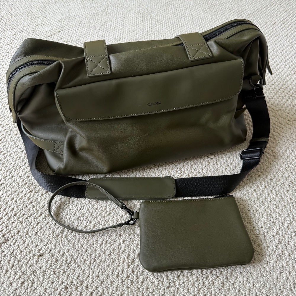 EUC Calpak Hue Duffle Bag - Moss
